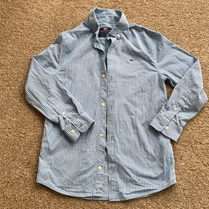 Vineyard Vines long sleeve button up shirt